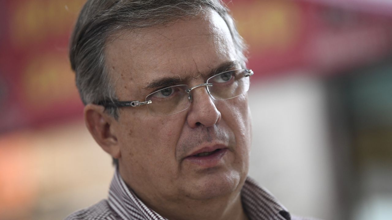 Marcelo Ebrard impugna elección interna de Morena