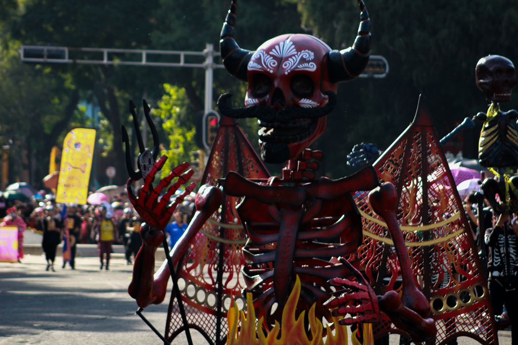 Rompe récord de asistencia Gran Desfile de Día de Muertos en CDMX: Batres
